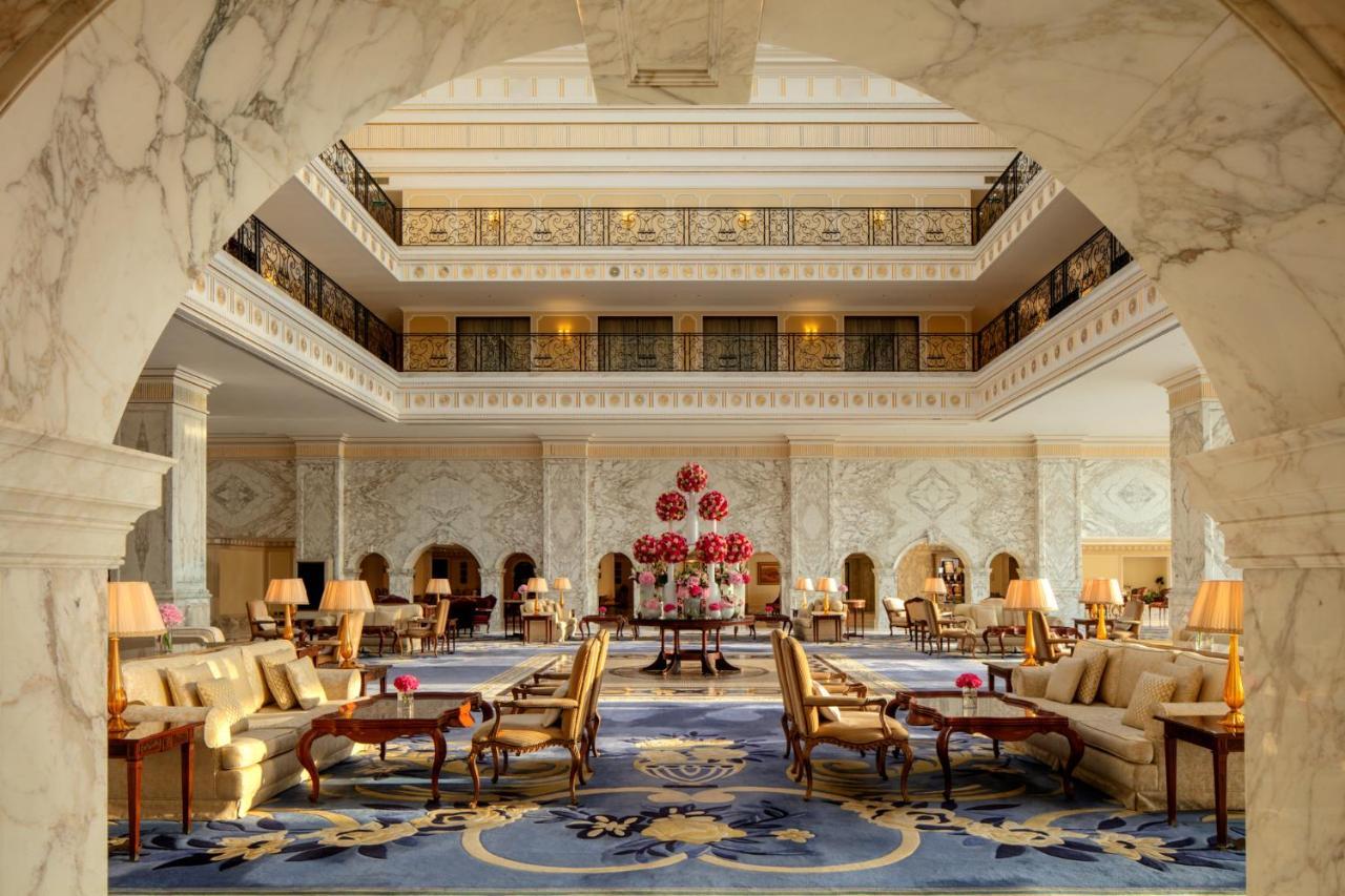 The Regency Hotel, Kuwait Kuwait City Exterior foto The lobby